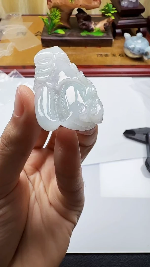 吊坠(不含链)未镶嵌翡翠1