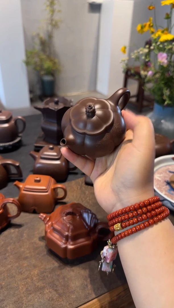 茶壶紫砂大鱼海棠