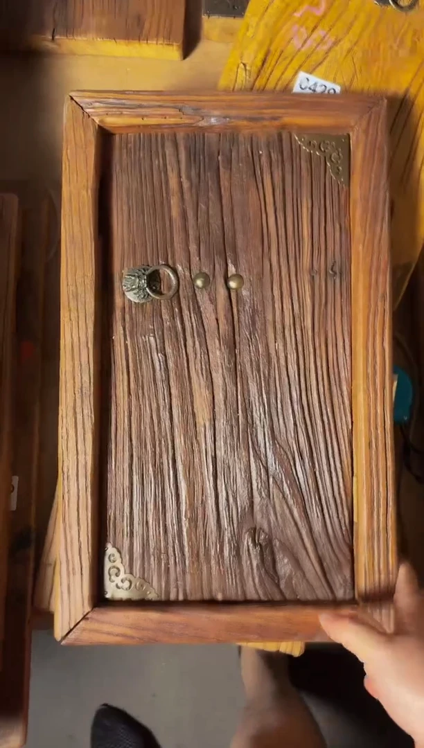 风化老门板丙烯画44*26