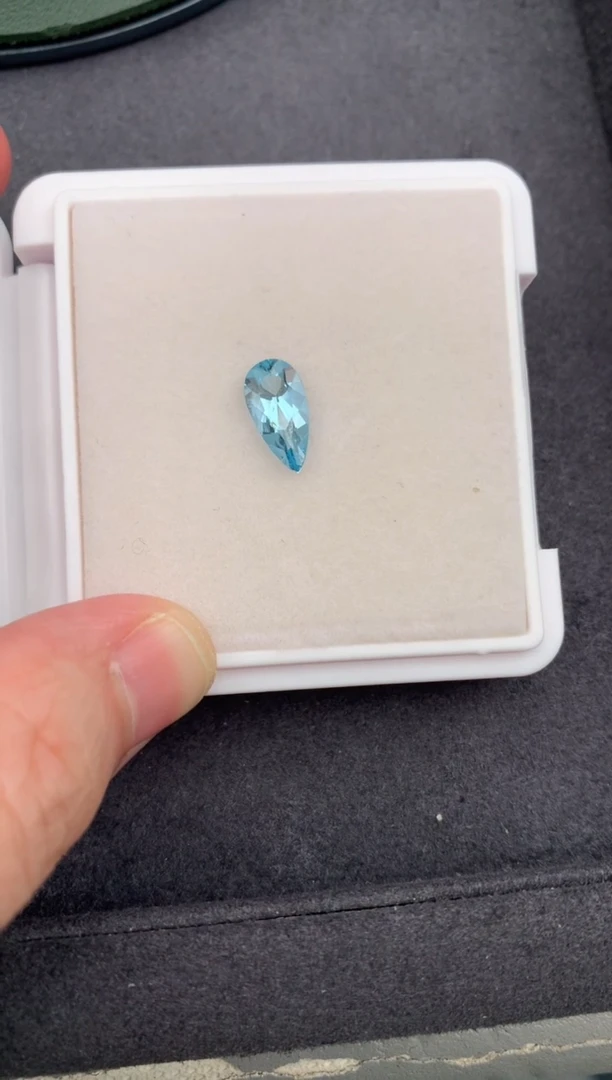 裸石海蓝宝石1.4ct海蓝宝  BH  定制