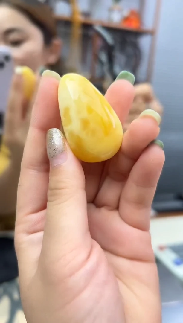 未镶嵌蜜蜡裸石蜜蜡吊坠