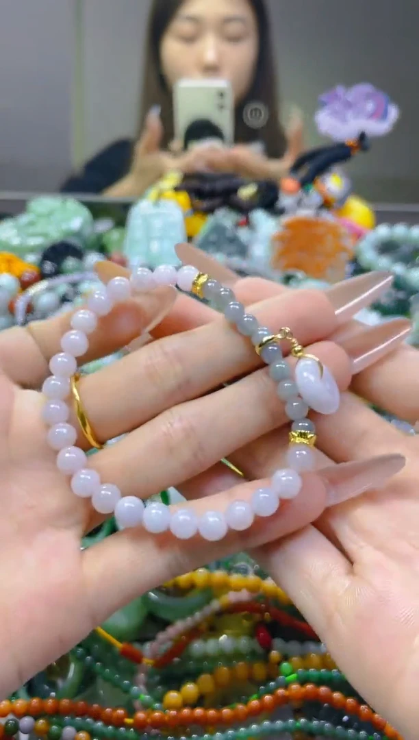 翡翠未镶嵌颈饰4MM/Y/翡翠A货，一件也是批发价