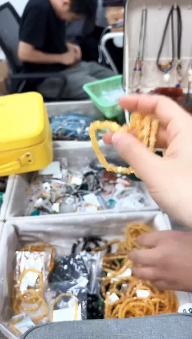 蜜蜡颈饰未镶嵌F31ZFD0670005-041