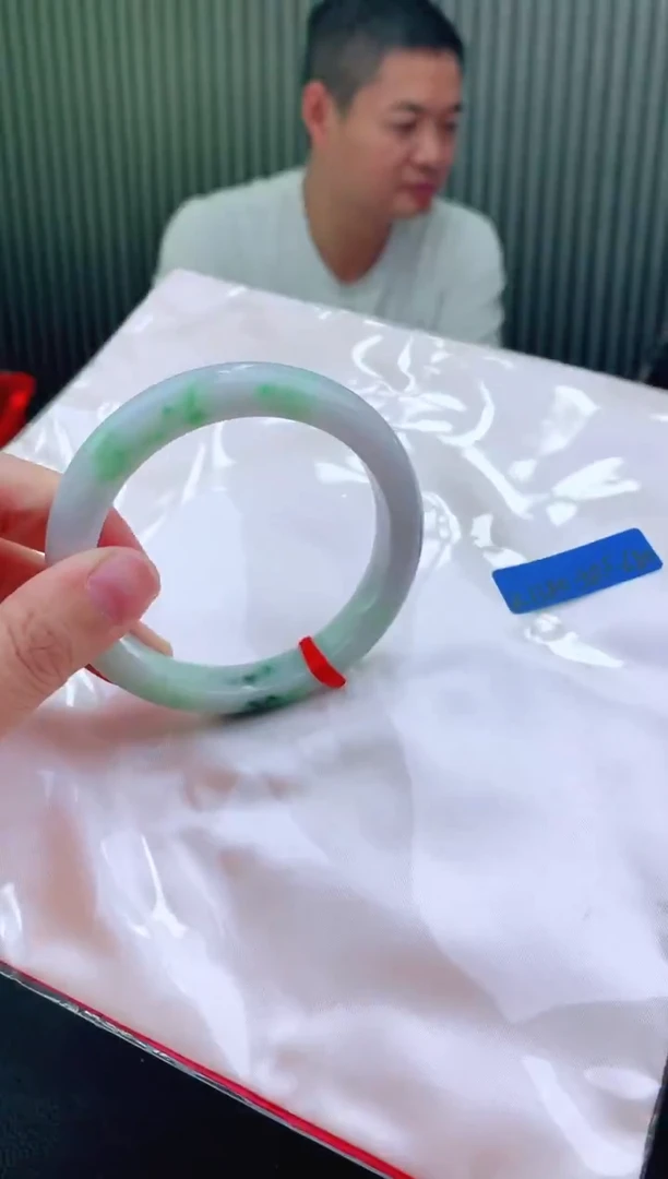 未镶嵌手镯翡翠58