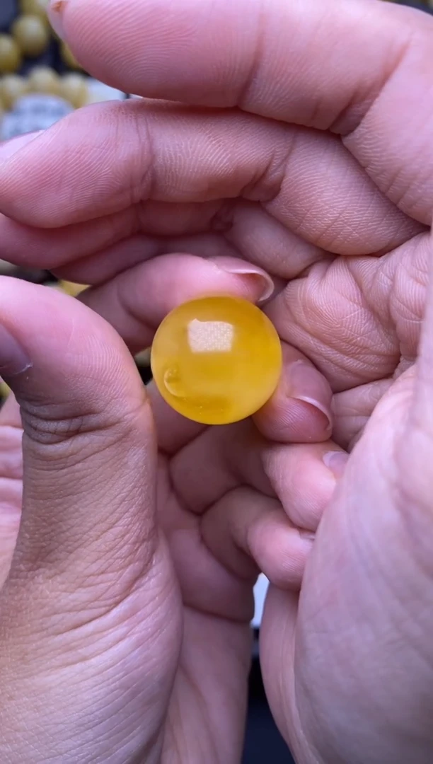 裸石琥珀未镶嵌19.6mm+大小姐珠宝22