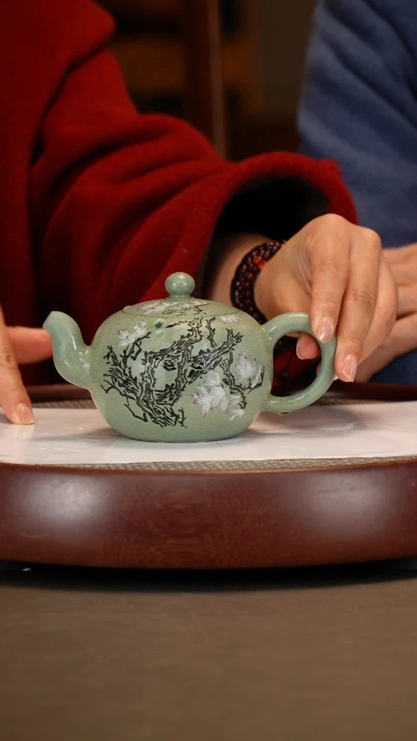 【闪购商品】紫砂茶壶【鲍宜明】豆青泥一粒珠