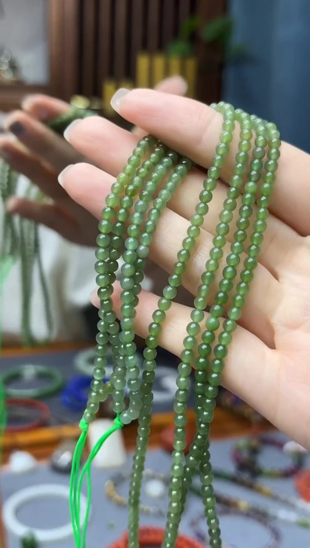 未镶嵌和田玉挂件和田玉长串ZD多样性发其一