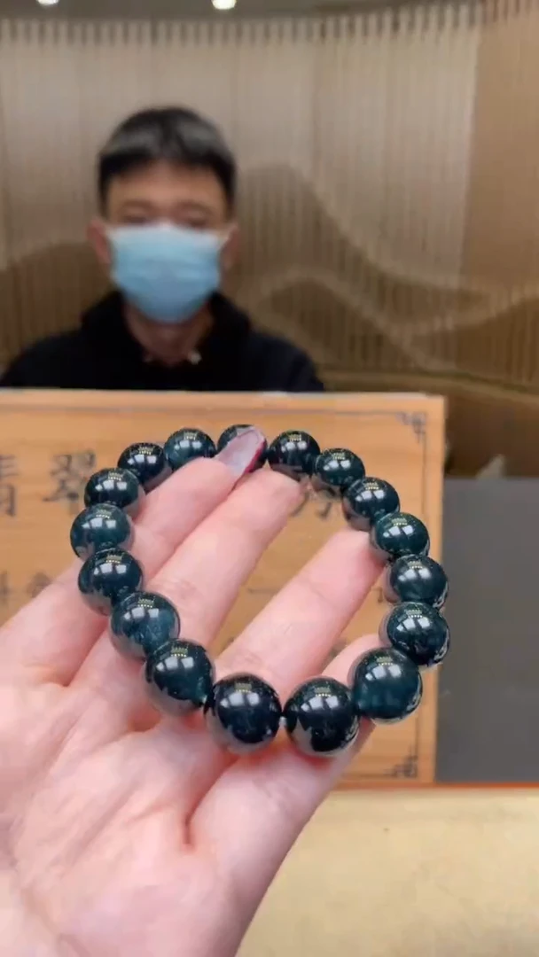 【闪购商品】翡翠颈饰未镶嵌      *A11 (只发一件)