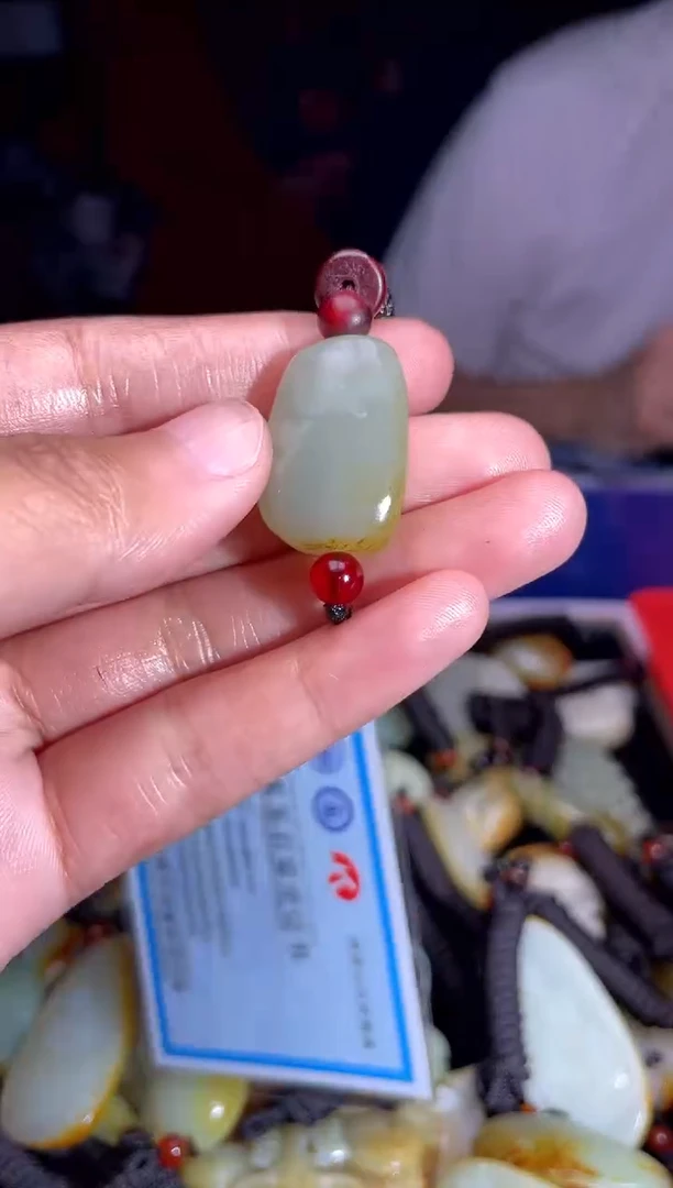 和田玉未镶嵌挂件1