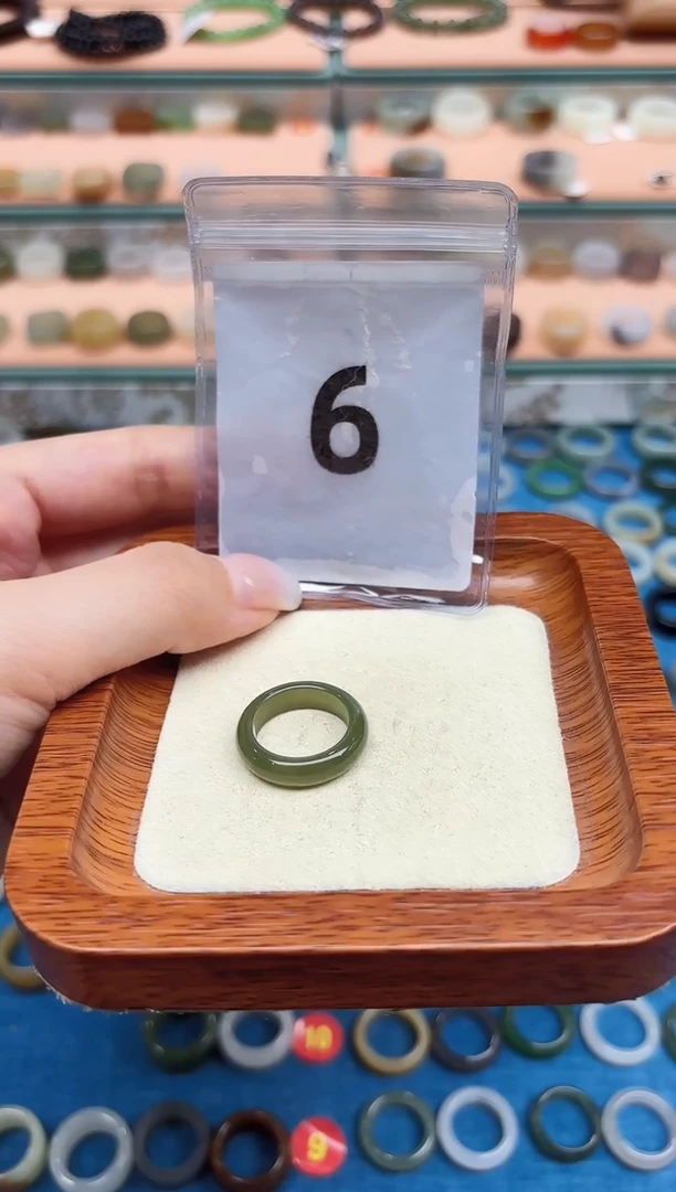 和田玉戒指未镶嵌11号