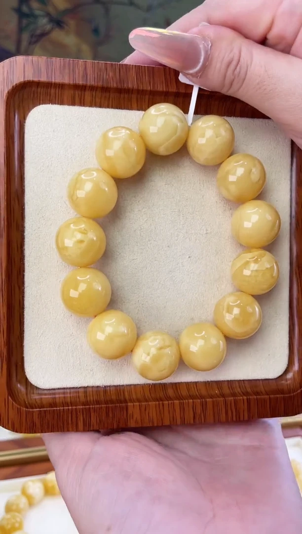 未镶嵌蜜蜡裸石手串