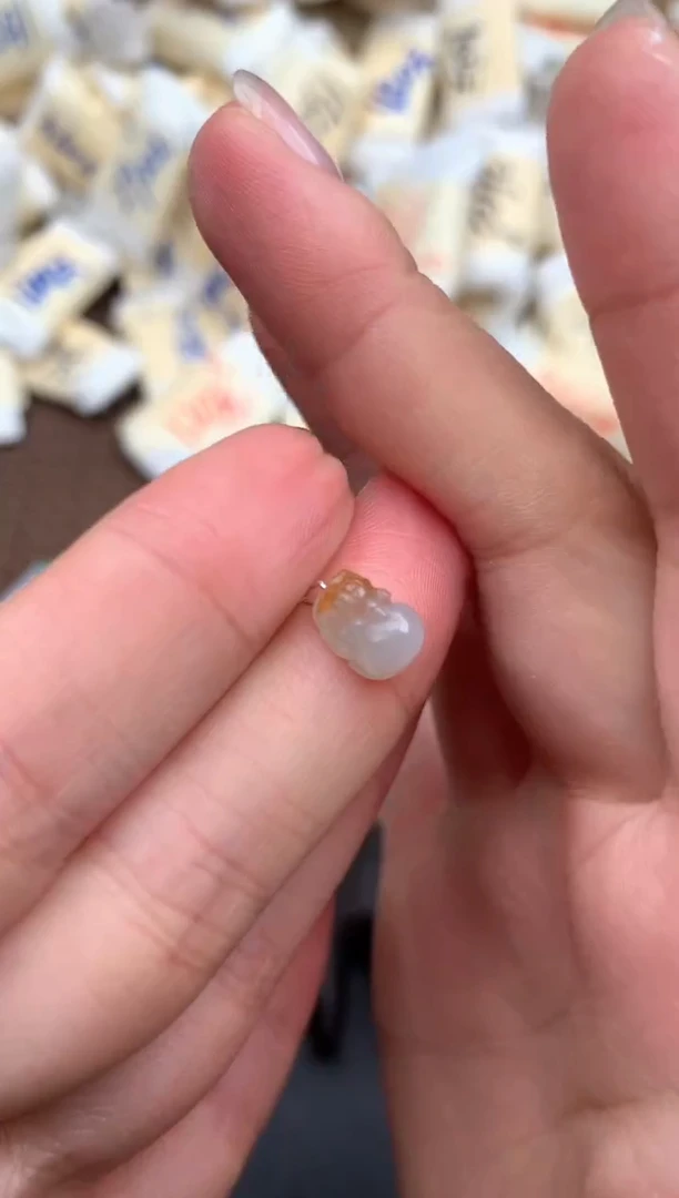 未镶嵌挂件翡翠—福利