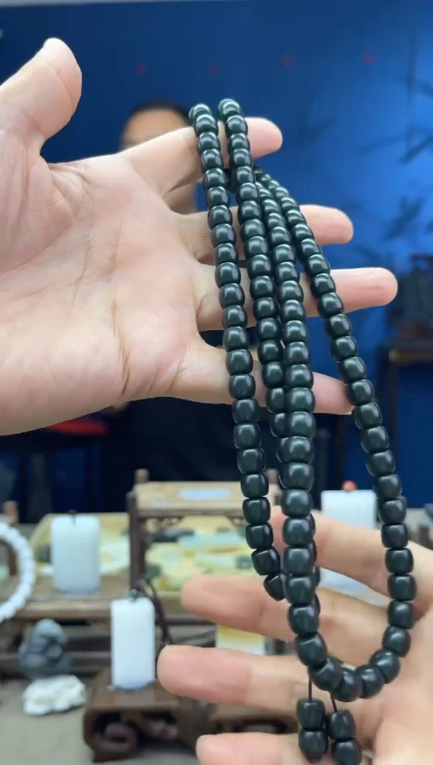 和田玉未镶嵌颈饰1