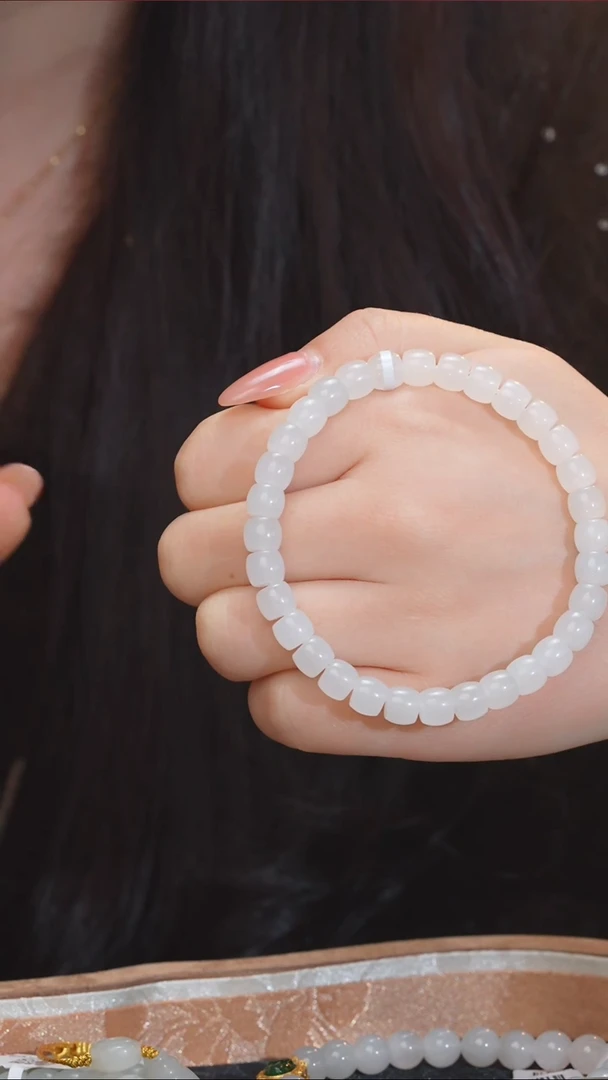 【闪购商品】和田玉手串未镶嵌卡7@@P5543