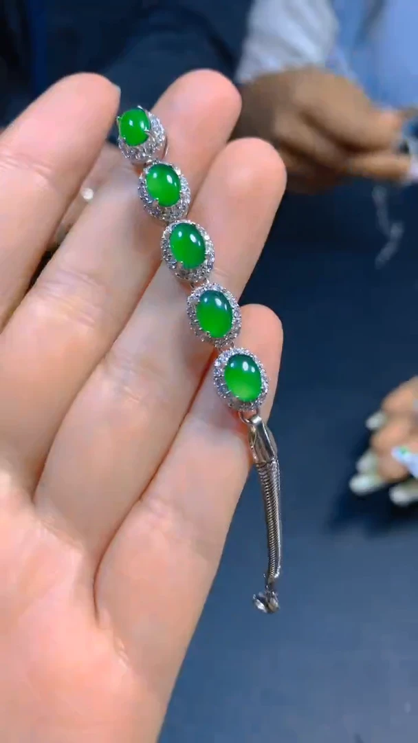 【闪购商品】翡翠手链未镶嵌0833628376/多样性发一