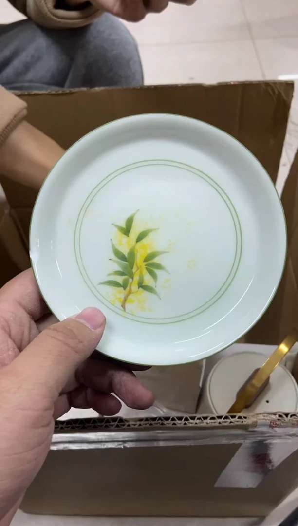 【闪购商品】有磕碰的介意勿拍