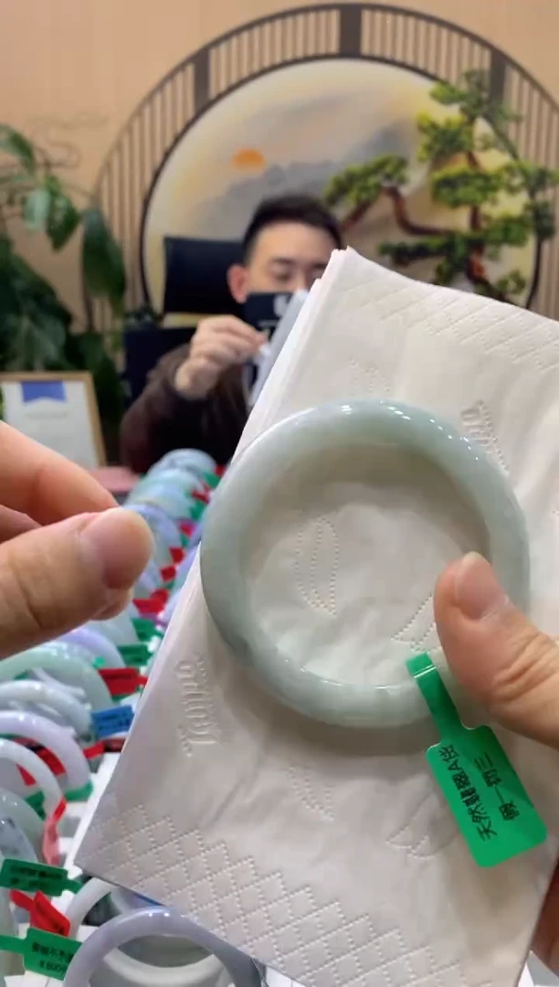 【闪购商品】翡翠手镯未镶嵌000010274