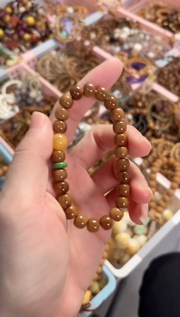 未镶嵌石英质玉（黄龙玉）手串库克老型7*8mm搭配黄龙玉多样性发货