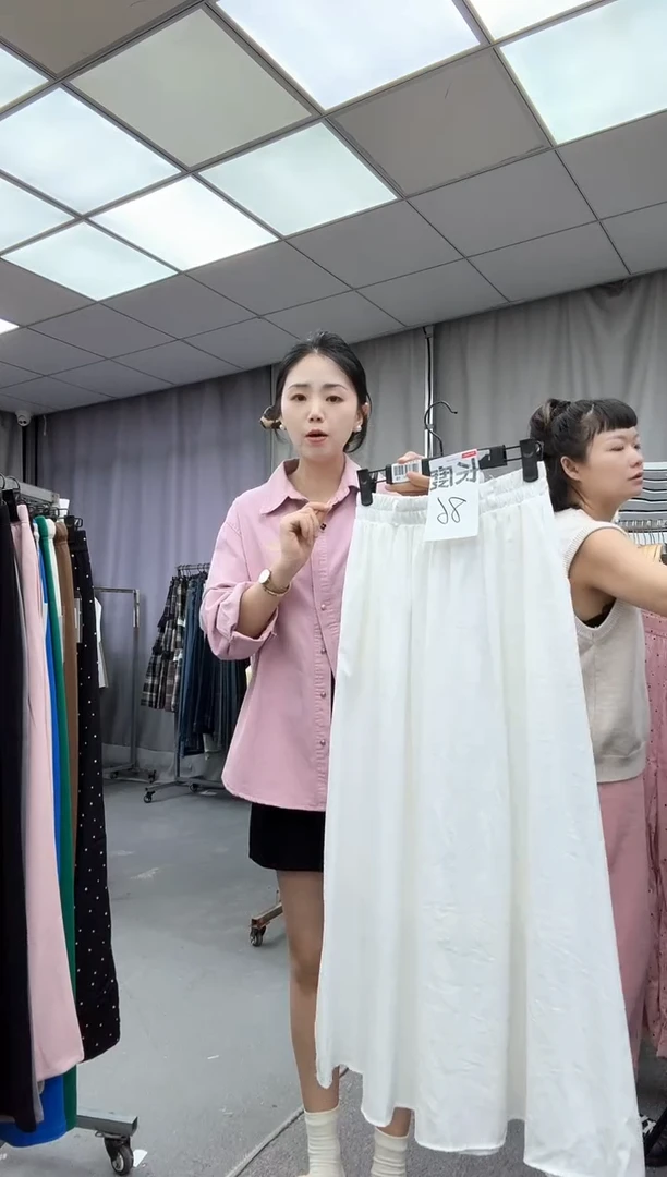 大哥家漂亮衣服漂亮颜色