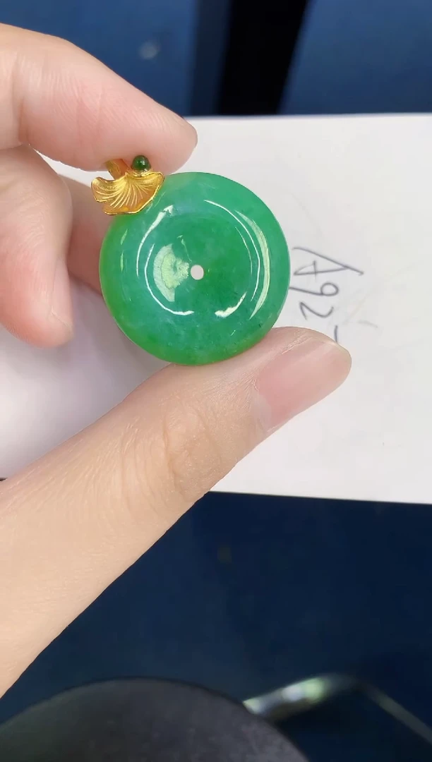 颈饰未镶嵌翡翠天然翡翠缅甸A货