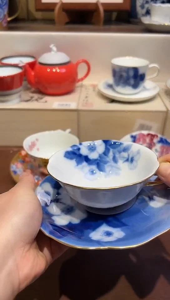 【闪购商品】中古回流瓷器好看。谨慎参拍