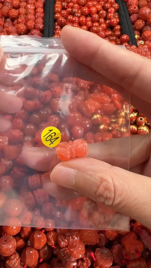 【闪购商品】南红玛瑙颈饰未镶嵌1