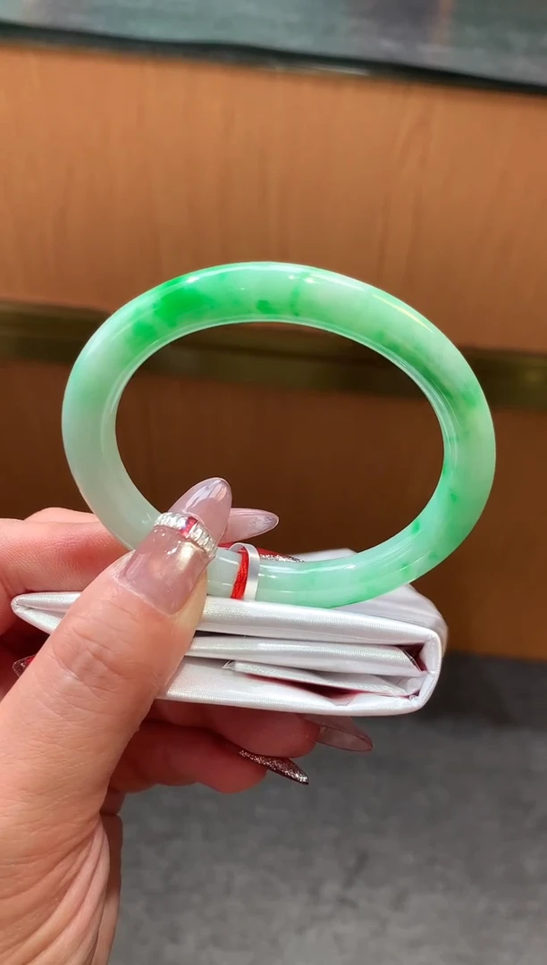 未镶嵌手镯翡翠-F25-贵妃56.2