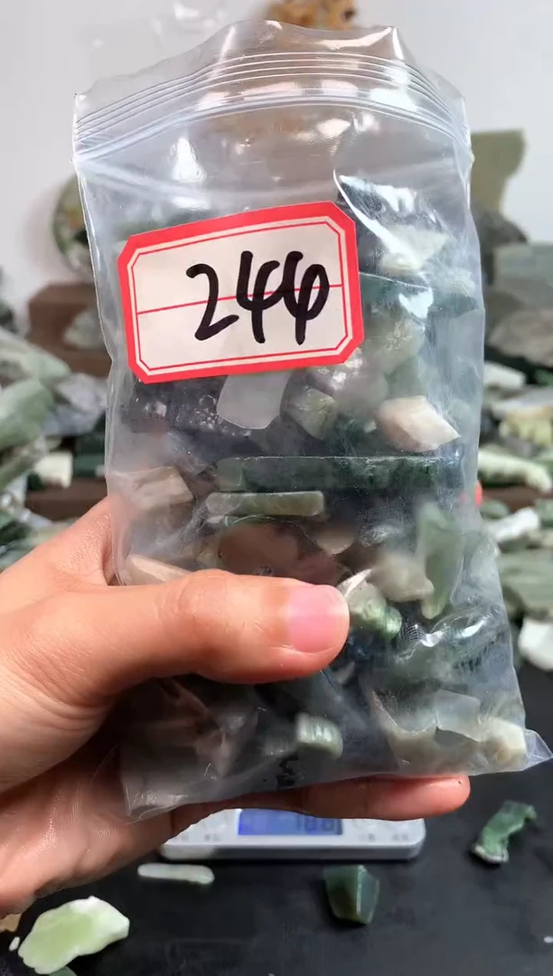 未镶嵌和田玉摆件244