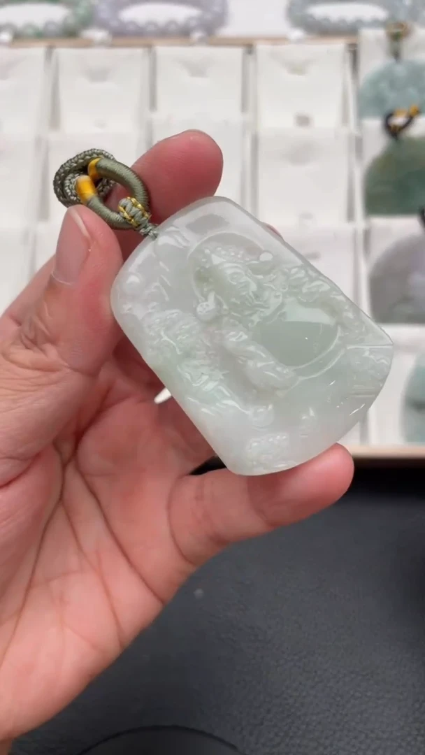 颈饰未镶嵌翡翠天然缅甸翡翠A货235