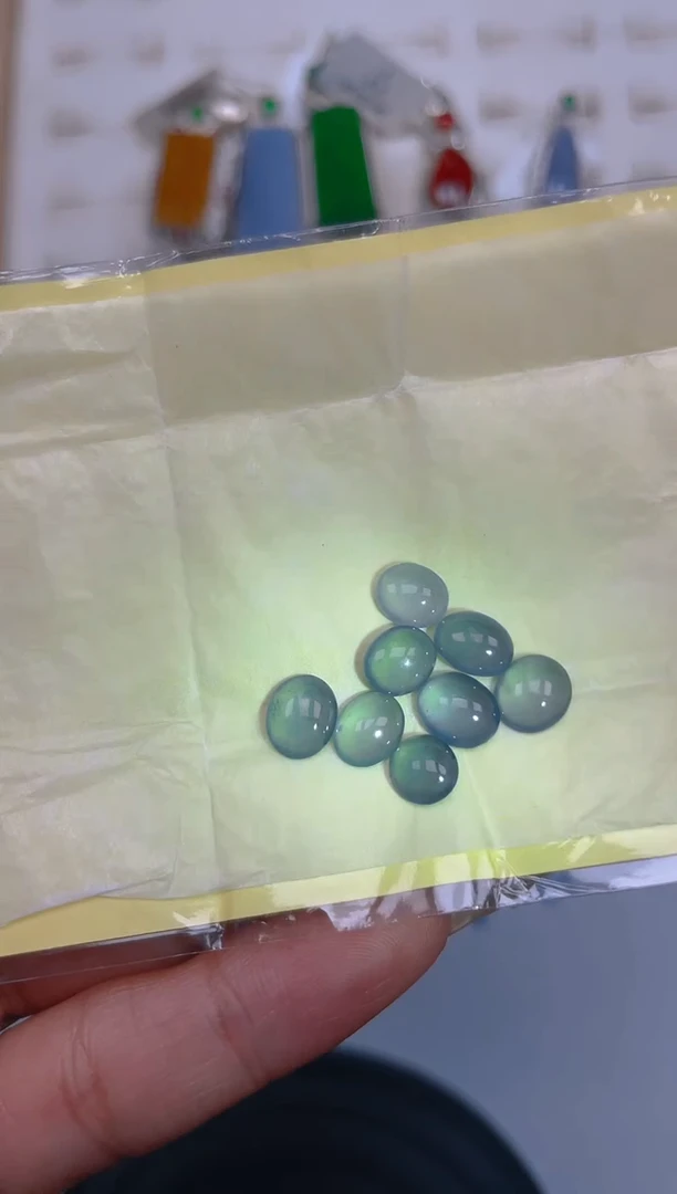 未镶嵌定制翡翠天然翡翠蛋面87