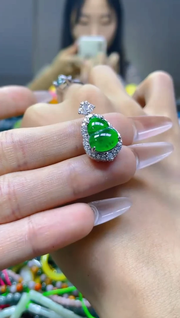 翡翠未镶嵌颈饰/J/翡翠A货一图一物