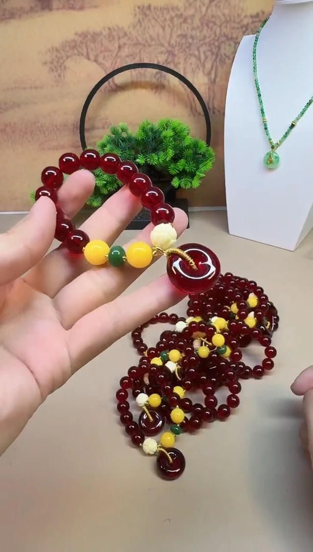 血珀颈饰14K金镶嵌A92