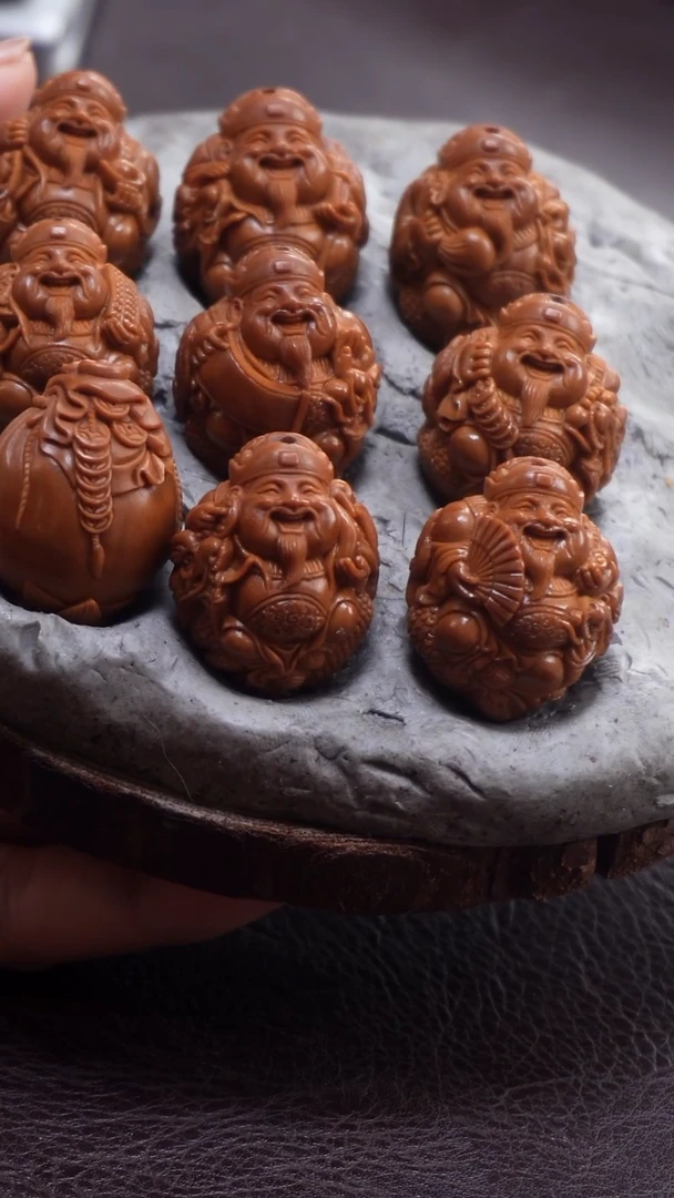 手串/手链橄榄核瑞兽龙财神