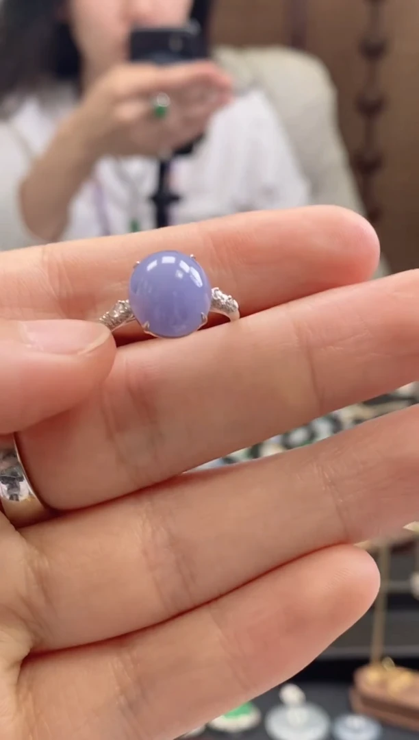 【闪购商品】翡翠戒指18K金镶嵌紫蛋戒指