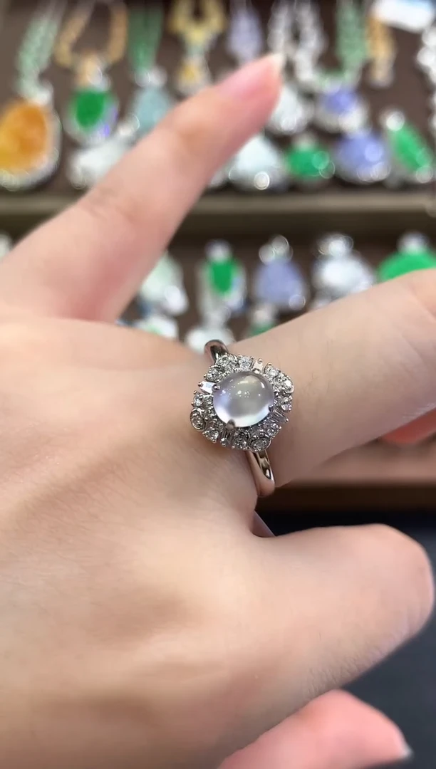 18K金镶嵌戒指翡翠b154