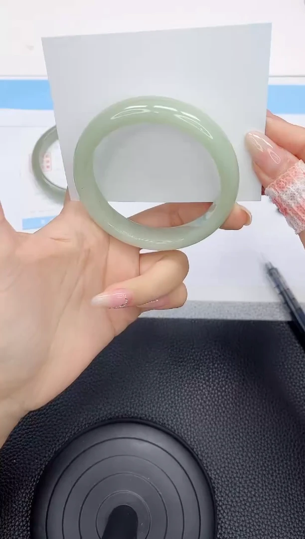 石英质玉手镯未镶嵌226-56.6