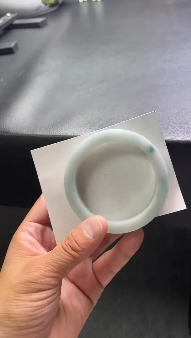 定制翡翠手镯未镶嵌手镯