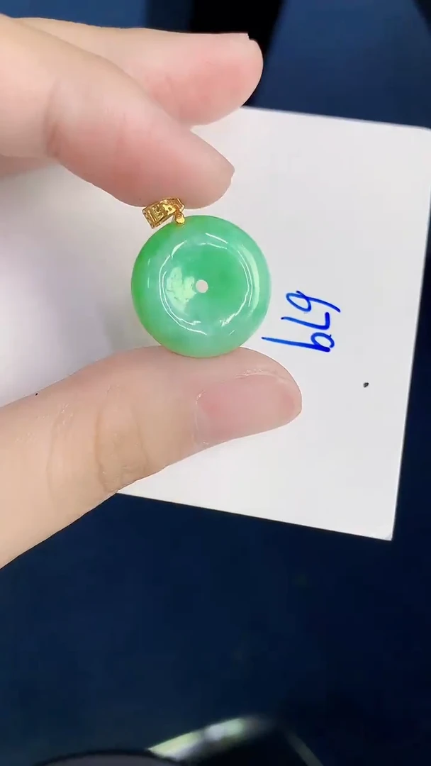 颈饰未镶嵌翡翠天然翡翠缅甸A货