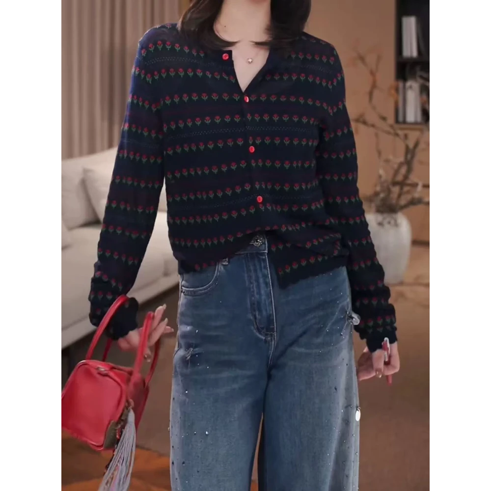 小众不撞款绝美针织开衫外套女2025秋气质高级感碎花上衣圆领小衫