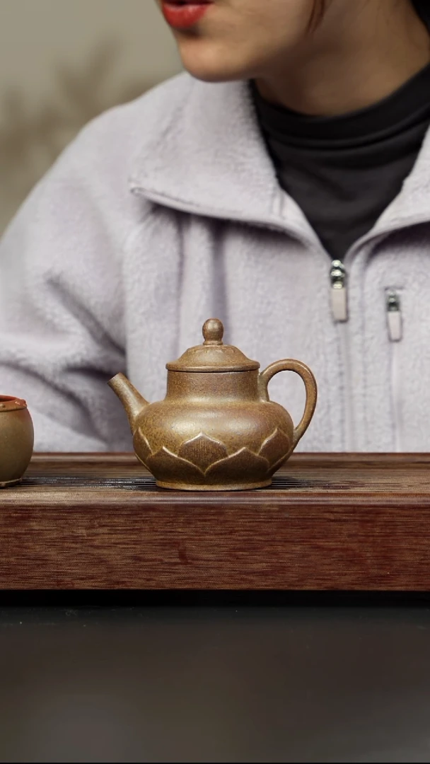 紫砂茶壶黄金段柴烧 莲