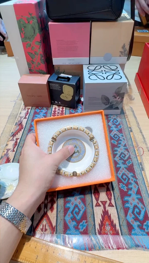 【闪购商品】瓷片11111111111111