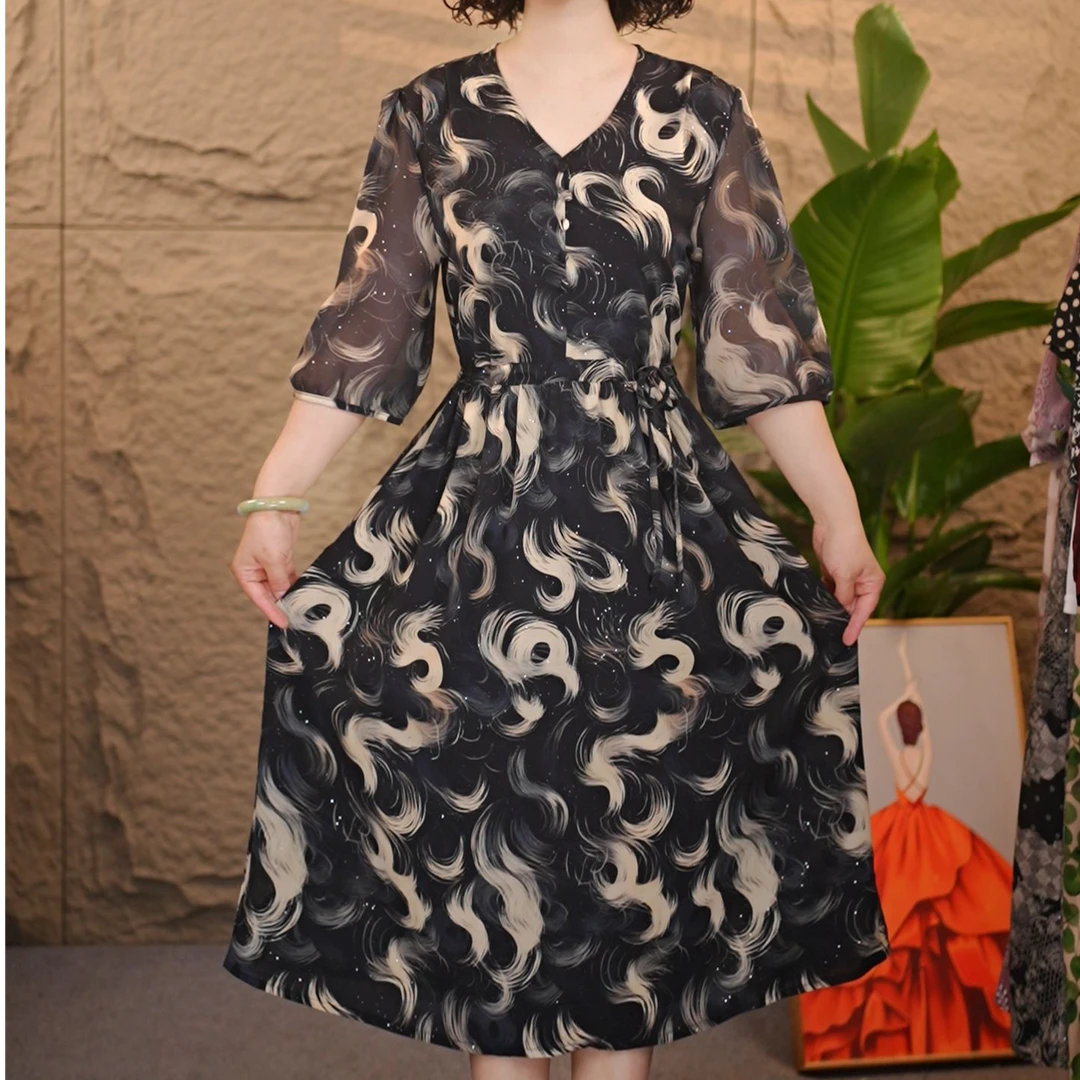 856夏季新款时尚气质显瘦女宽松连衣裙优雅收腰印花修身妈妈裙子