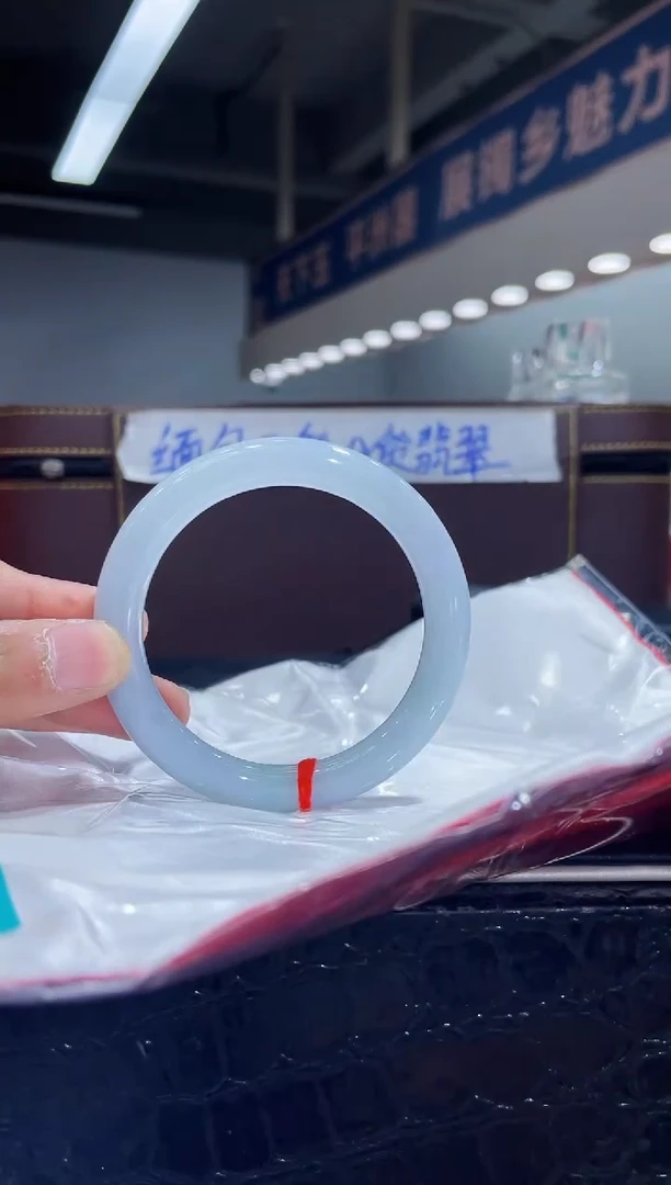 未镶嵌手镯翡翠39