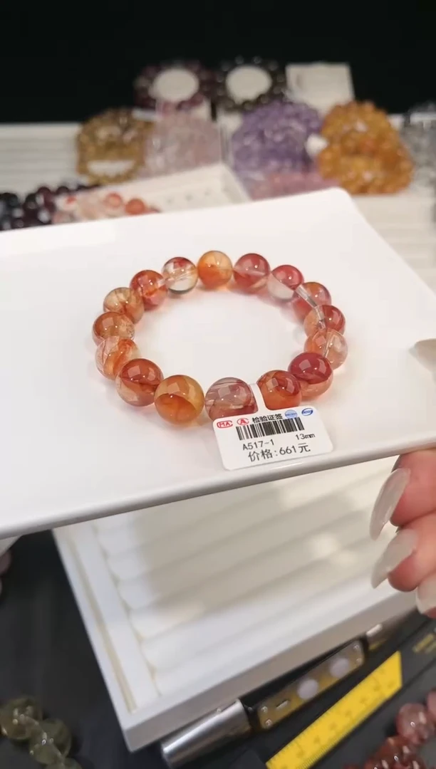 【闪购商品】水晶手链未镶嵌多样性发一红胶花
