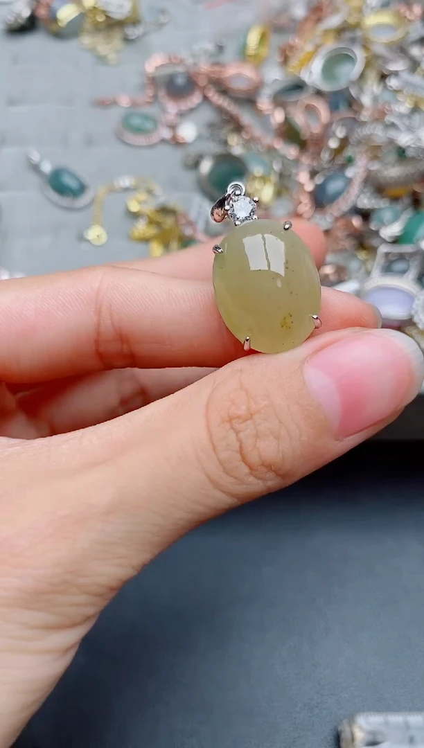 银S925镶嵌戒指翡翠1