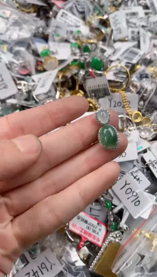 银S925镶嵌戒指翡翠777            5