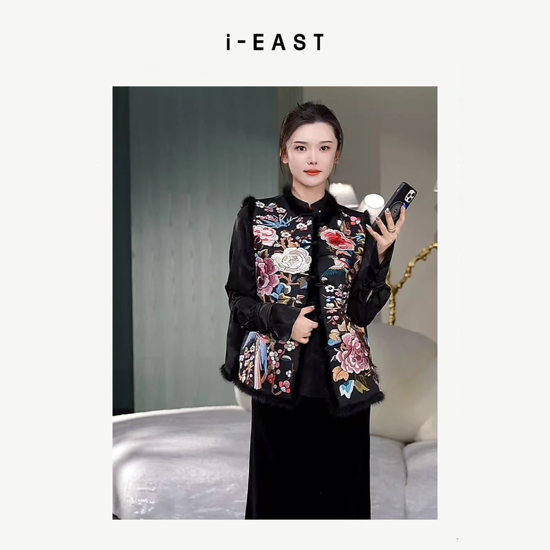 i-EAST 夜露桃华~新中式重工彩色刺绣马甲外套-4D GF5040