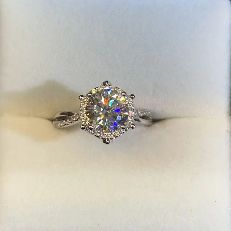 高奢钻饰  王氏庄园戒指3.0CT