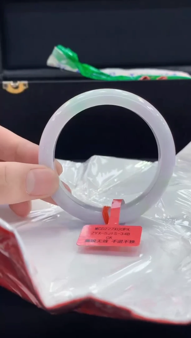未镶嵌手镯翡翠翡翠手镯