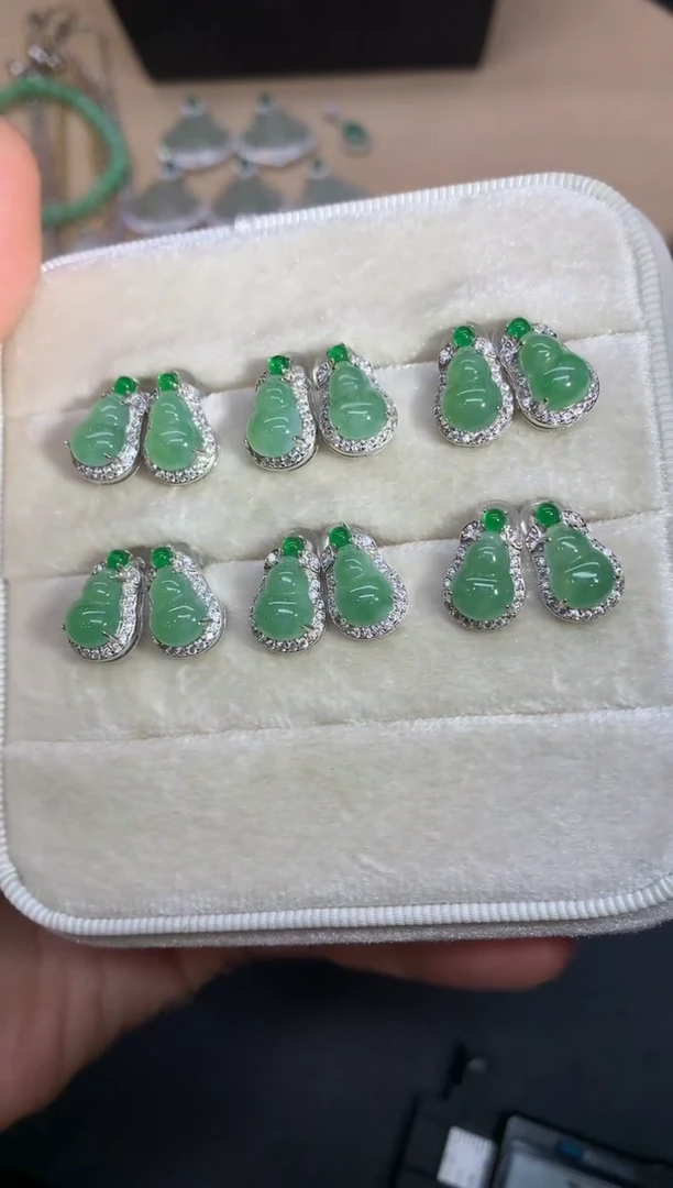 翡翠银S925镶嵌耳饰葫芦【多样性发其一】